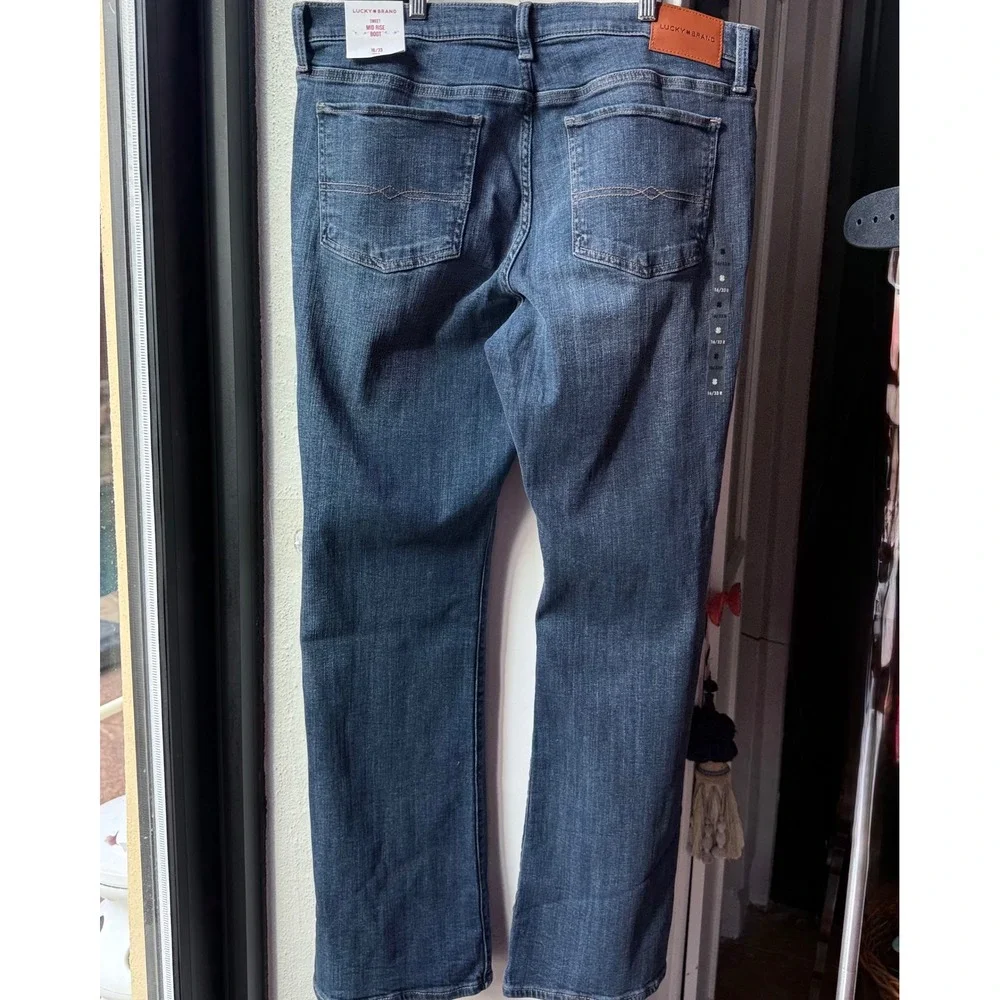 Lucky Brand Sweet Mid Rise Boot Jeans 16/33R NWT $89.50 Advanced Stretch